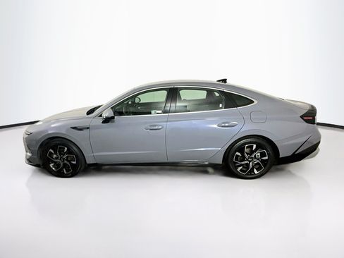 Used 2025 Hyundai Sonata SEL FWD image 4
