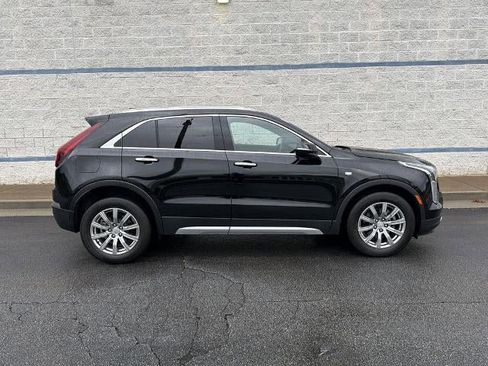 Used 2023 Cadillac XT4 Premium Luxury w/ Cold Weather Package FWD image 8
