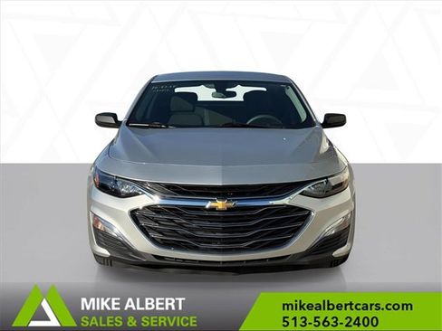 Used 2020 Chevrolet Malibu LS image 2