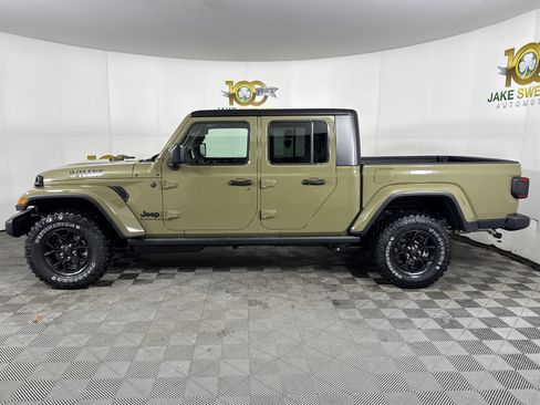 New 2026 Jeep Gladiator Willys image 5