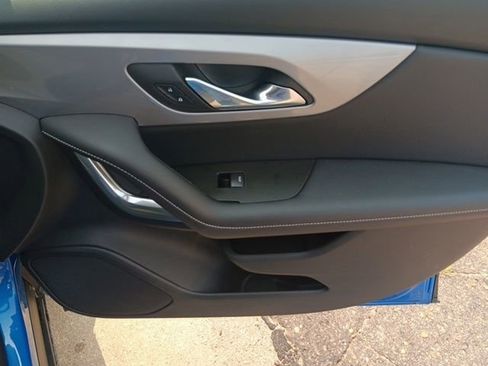 Used 2025 Chevrolet Blazer LT image 29