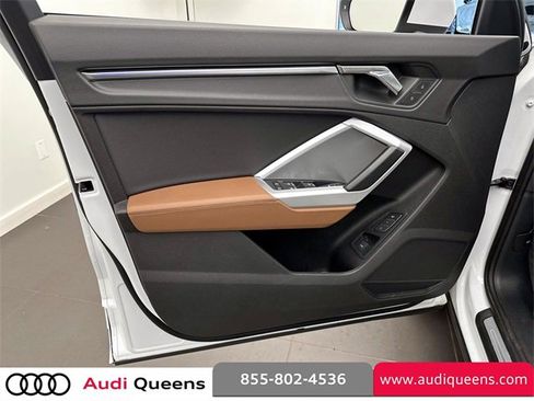Certified 2022 Audi Q3 2.0T Premium Plus w/ Premium Plus Package image 16
