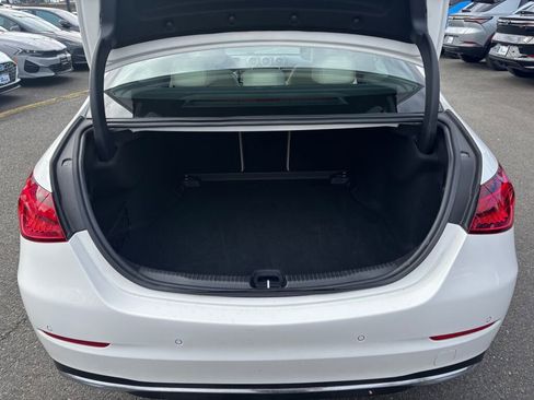 Used 2025 Mercedes-Benz C 300 4MATIC Sedan image 11