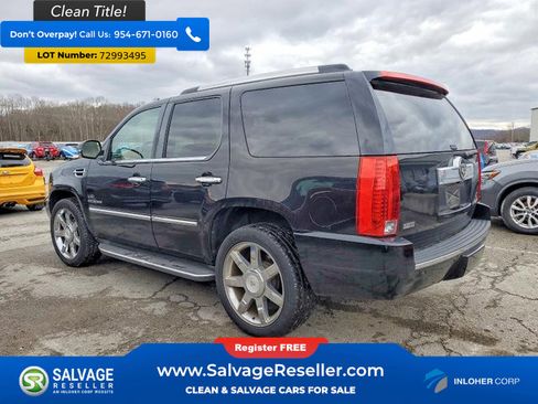Used 2011 Cadillac Escalade Luxury image 3