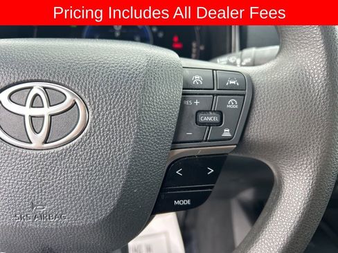 Used 2025 Toyota Camry LE FWD image 8