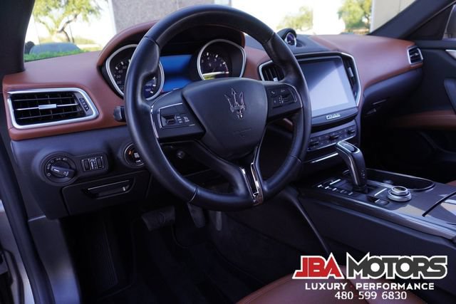 Used 2019 Maserati Ghibli S RWD image 5