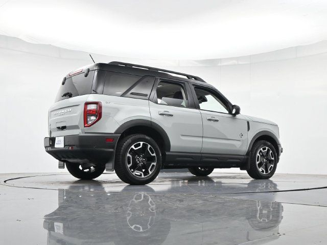 Certified 2023 Ford Bronco Sport Outer Banks w/ Tech Package AWD/4WD image 36