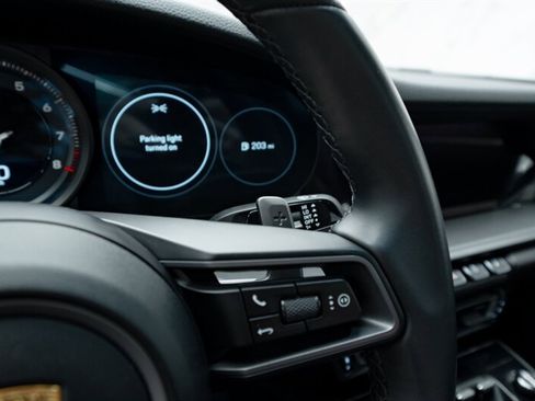 Used 2020 Porsche 911 Carrera 4S image 17