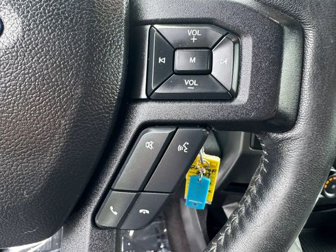 Used 2017 Ford F150 XLT w/ Equipment Group 302A Luxury AWD/4WD image 16