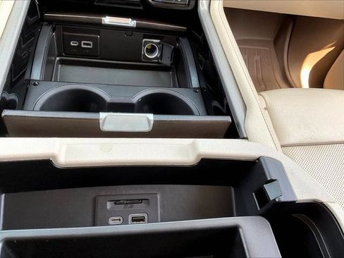 Used 2021 GMC Yukon Denali w/ Denali Premium Package RWD image 18