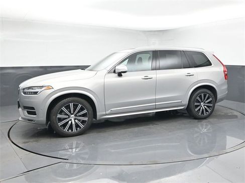 Used 2023 Volvo XC90 B6 Plus w/ Protection Package Premier image 4