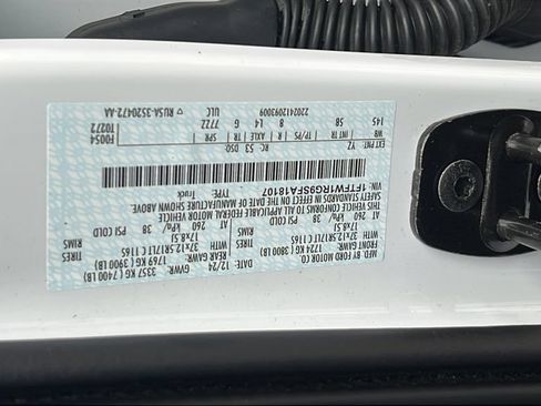 Used 2025 Ford F150 Raptor AWD/4WD image 30