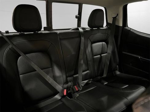 Used 2019 Chevrolet Colorado ZR2 image 19