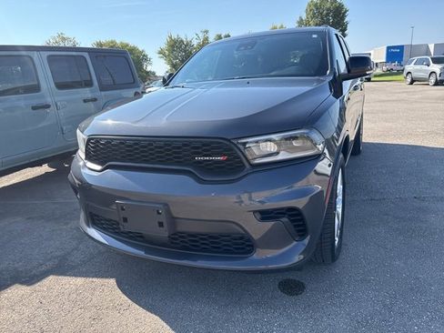 Used 2024 Dodge Durango GT image 3