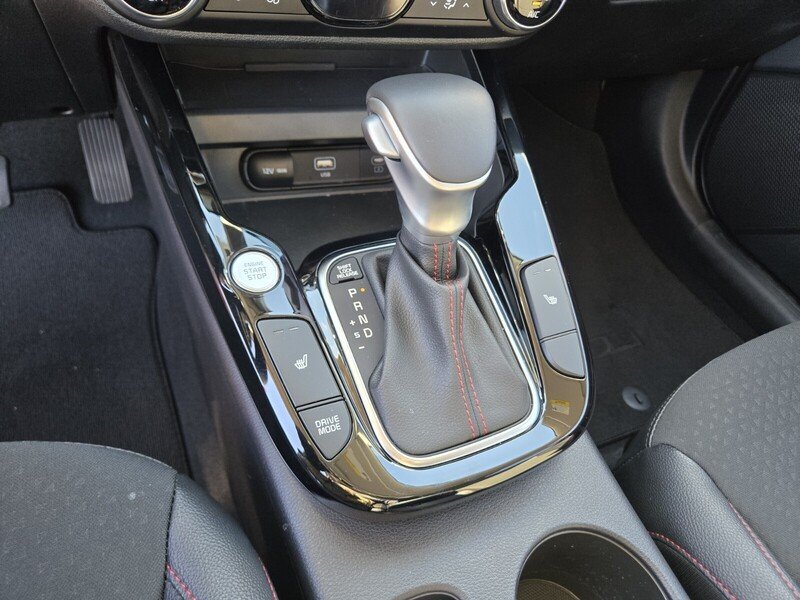 Certified 2025 Kia Soul GT-Line w/ GT-Line Technology Package FWD image 23