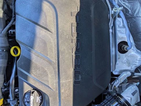 Used 2024 Chevrolet Trax RS w/ Driver Confidence Package image 33