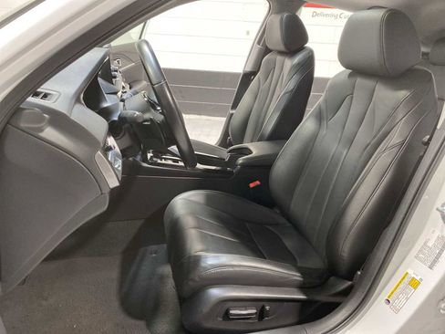 Used 2023 Acura Integra image 11