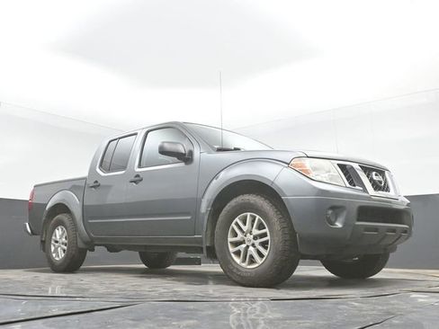 Used 2019 Nissan Frontier SV RWD image 27