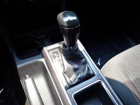 Used 2019 Toyota Tacoma TRD Sport AWD/4WD image 16