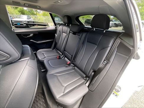 Used 2022 Audi Q8 Premium Plus w/ Premium Plus Package AWD/4WD image 15