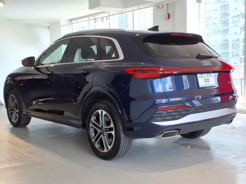 Used 2025 Audi Q5 Premium w/ Convenience Package AWD/4WD image 6