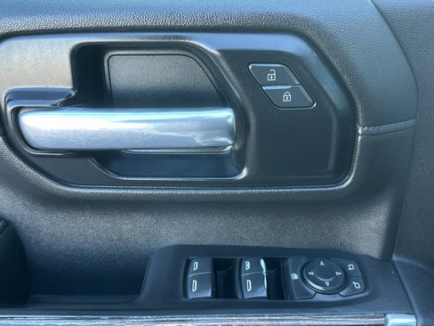 Used 2020 GMC Sierra 3500 SLE image 13