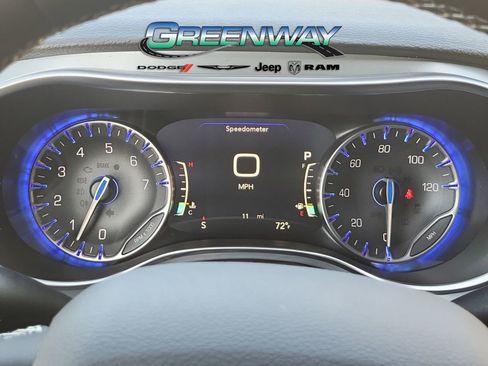 New 2026 Chrysler Pacifica Limited image 32