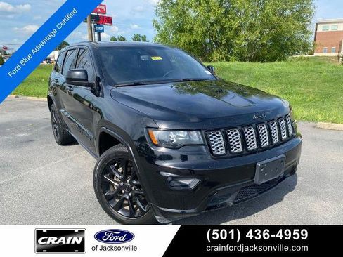 Used 2020 Jeep Grand Cherokee Altitude AWD/4WD image 1