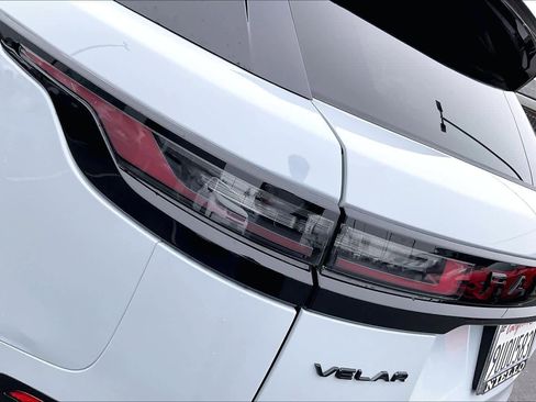 Used 2025 Land Rover Range Rover Velar Dynamic SE image 29