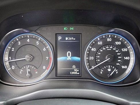 Certified 2023 Hyundai Kona SEL AWD/4WD image 32