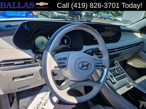 Used 2023 Hyundai Palisade Calligraphy AWD/4WD image 16