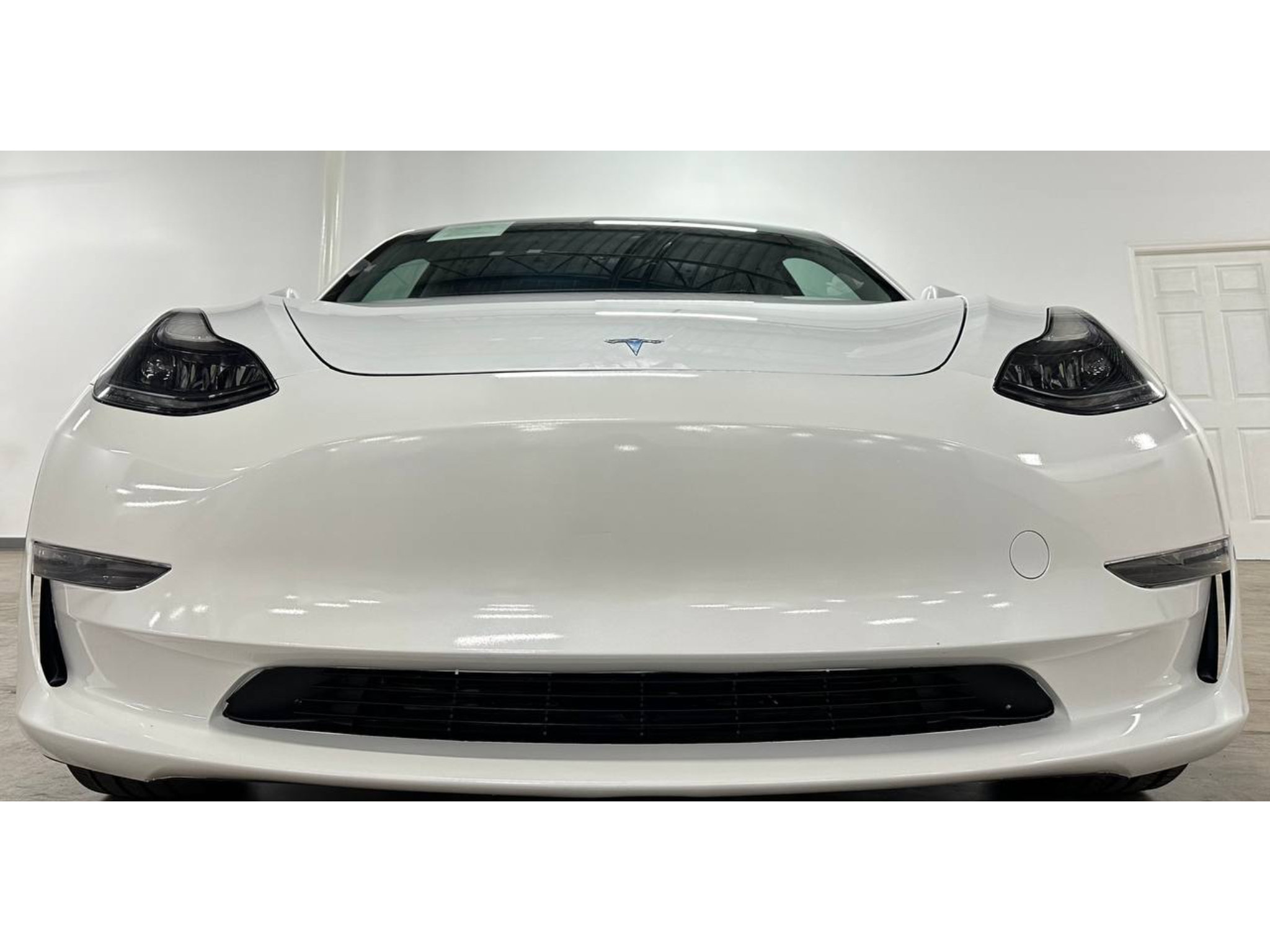 Used 2023 Tesla Model 3 Standard Range RWD image 3
