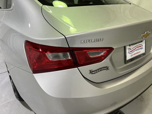 Certified 2018 Chevrolet Malibu LT FWD image 10