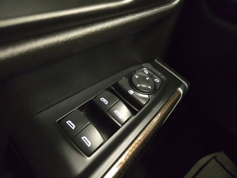 Used 2020 Chevrolet Silverado 1500 RST w/ All-Star Edition image 29