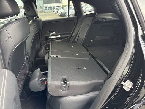 Certified 2024 Mercedes-Benz GLA 250 4MATIC image 25