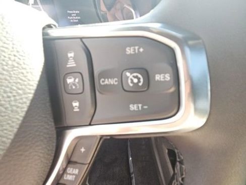 New 2026 RAM 2500 Laramie w/ Night Edition AWD/4WD image 10