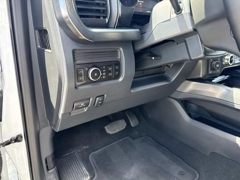 Used 2025 Ford F250 Lariat w/ Lariat Ultimate Package AWD/4WD image 21