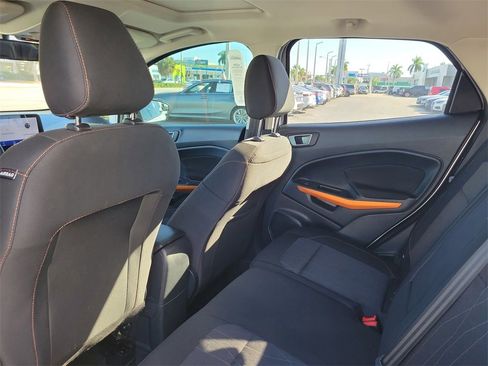 Used 2021 Ford EcoSport SE w/ SE Appearance Package image 5