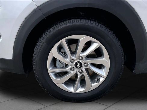 Used 2018 Hyundai Tucson SEL Plus FWD image 11