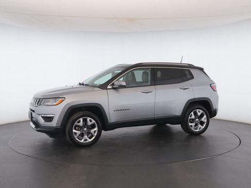 Certified 2019 Jeep Compass Limited w/ Safety & Security Group image 40