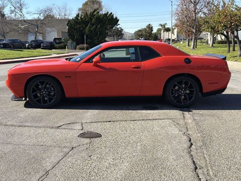 Used 2023 Dodge Challenger R/T w/ Blacktop Package image 7