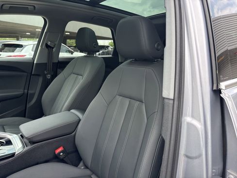 Certified 2025 Audi Q5 Premium Plus w/ Premium Plus AWD/4WD image 14