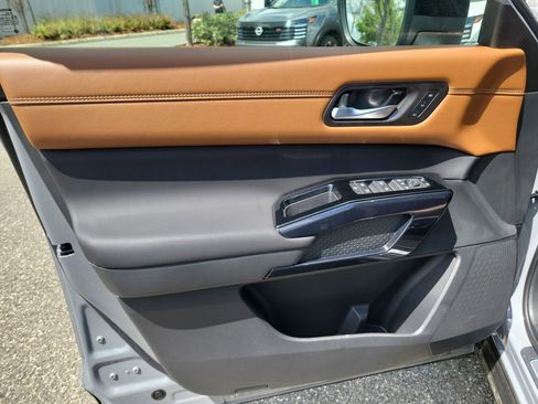 New 2026 Nissan Pathfinder Platinum w/ Cargo Package image 20