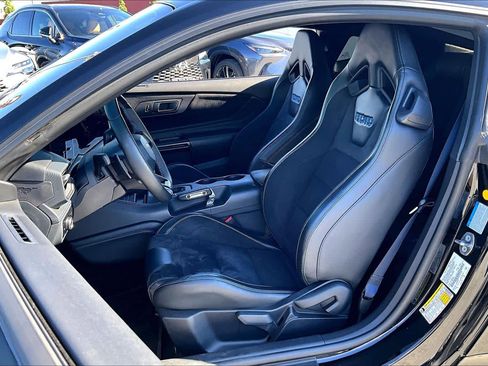 Used 2024 Ford Mustang Dark Horse image 7