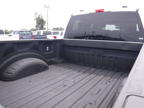 Used 2024 Ford F250 XLT w/ XLT Premium Package AWD/4WD image 6