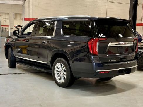 Used 2023 GMC Yukon XL SLT w/ SLT Luxury Package AWD/4WD image 2