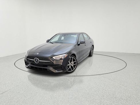 Used 2023 Mercedes-Benz C 300 Sedan image 2