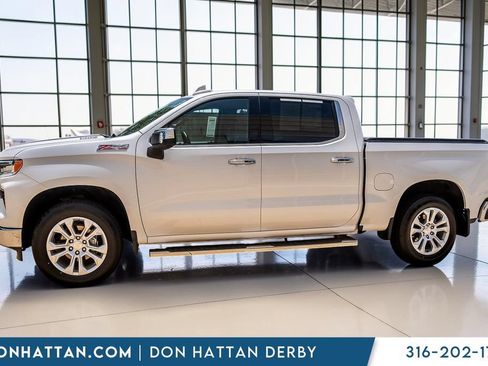 Used 2023 Chevrolet Silverado 1500 LTZ AWD/4WD image 2