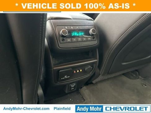 Used 2015 Chevrolet Traverse LT image 23