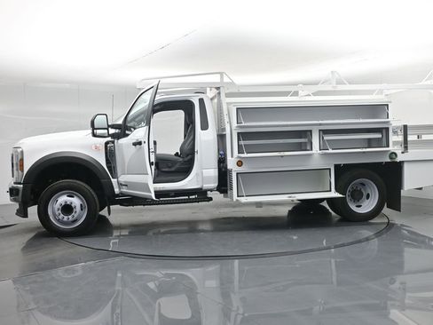 New 2025 Ford F550 2WD Regular Cab Super Duty image 38
